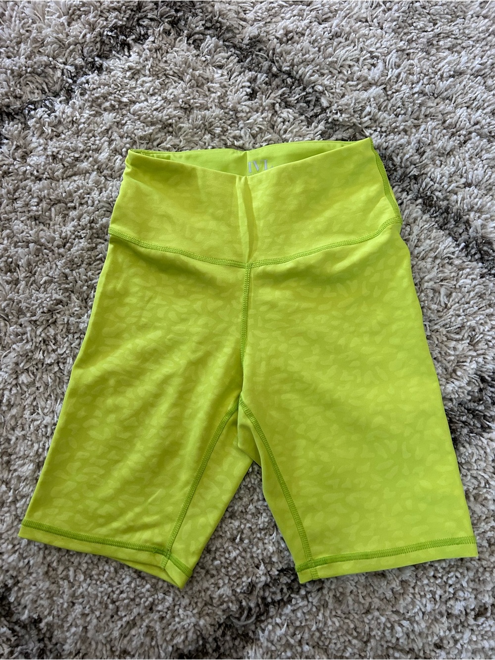 IVL Collective Hydralux Chichi High Waisted Biker Shorts Size 4